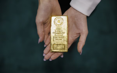 The new gold rush: Investors snap up bars and coins amid stock and bond market turmoil